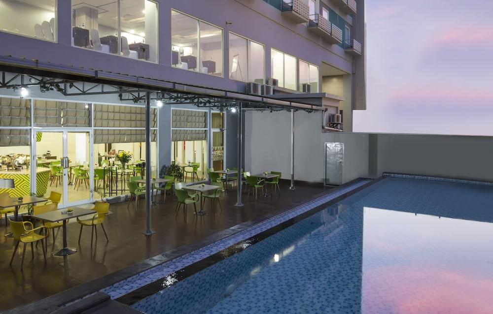 Khas Makassar Hotel Exterior photo